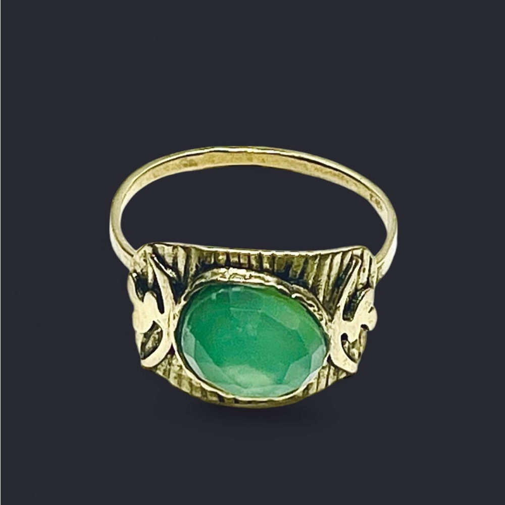 Rose Cut Chrysoprase + Brass Metal Ring (7.5)